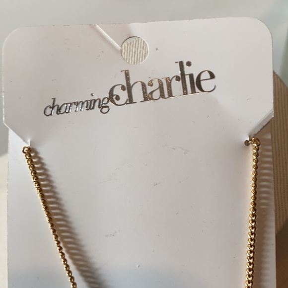 Gold tone rope knot necklace - Picture 4 of 4